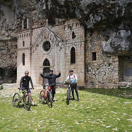 Albergue Rifugio Acquaviva Formia